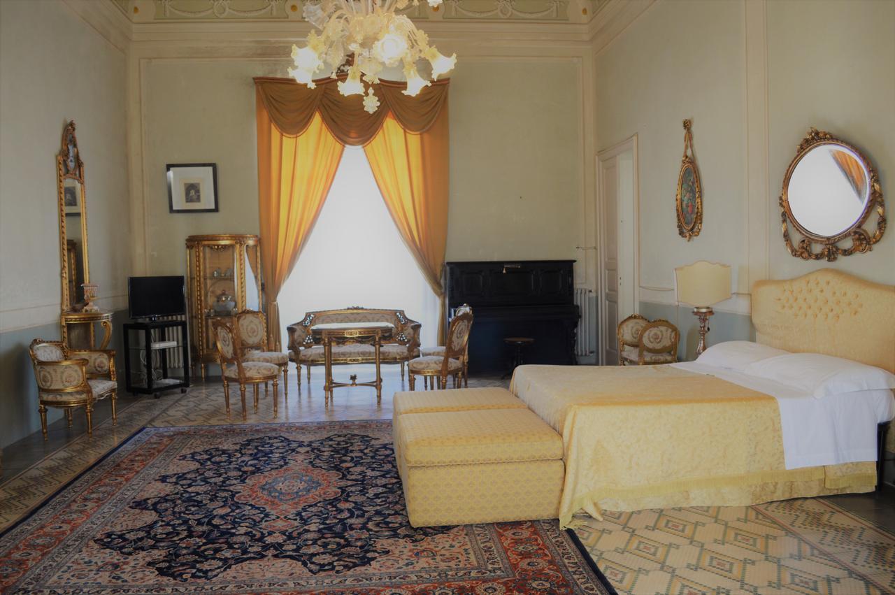 Palazzo Vecchio Bed and Breakfast Marittima Buitenkant foto
