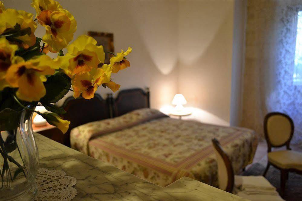 Palazzo Vecchio Bed and Breakfast Marittima Buitenkant foto