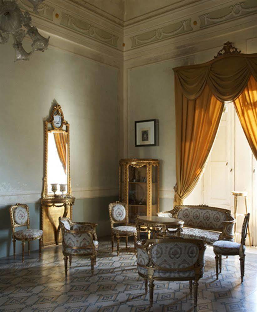 Palazzo Vecchio Bed and Breakfast Marittima Buitenkant foto